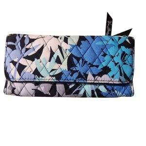 Vera Bradley Black and Blue Leaf Pattern Clutch